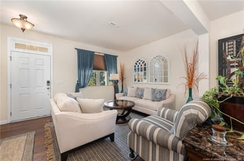 654 Stapleford Ln, Fuquay Varina, NC 27526