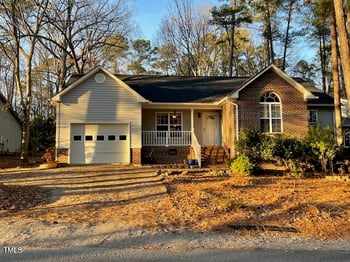 1812 Irish Blvd, Sanford, NC 27332