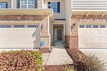 525 Whitworth Ln, Morrisville, NC 27560