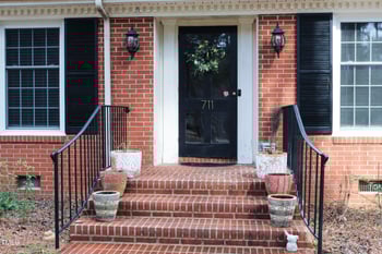 711 Stuart Dr, Sanford, NC 27330