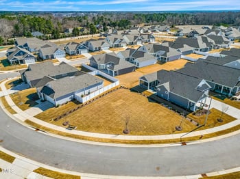 1727 Pinecliff Ct, Fuquay Varina, NC 27526